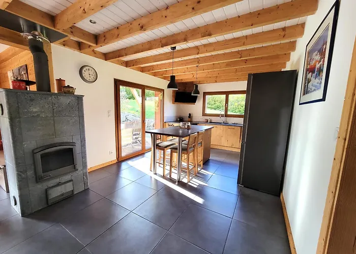 Des Jonquilles - Au Calme, Bordant La Foret シャレー *